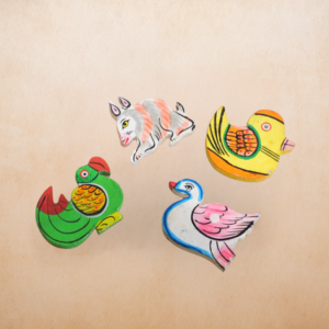 Hand made wodden fridge magnets (mix design of animals)